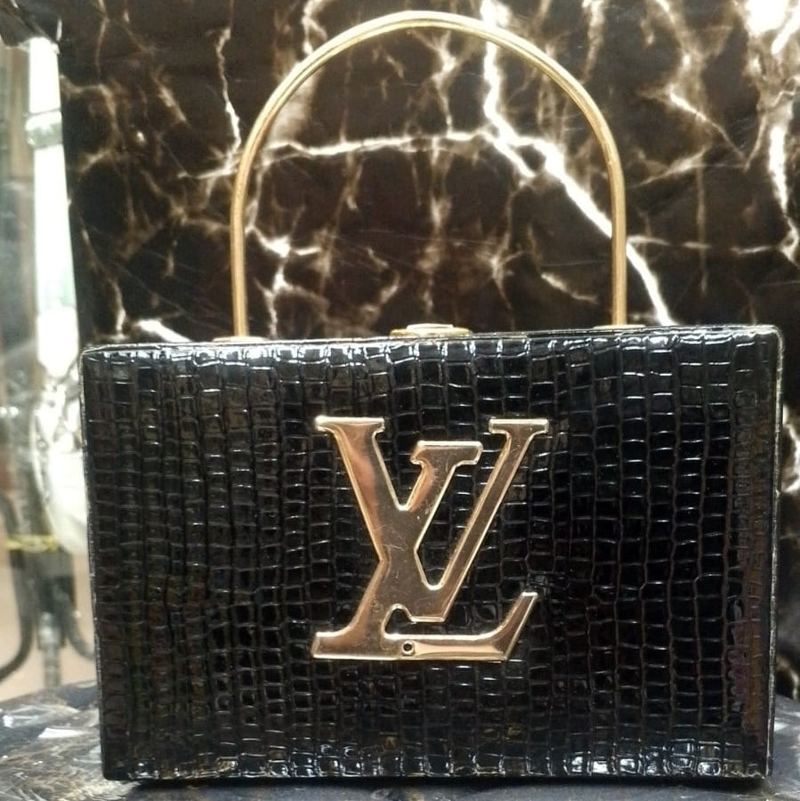 LV Box With Golden Chain