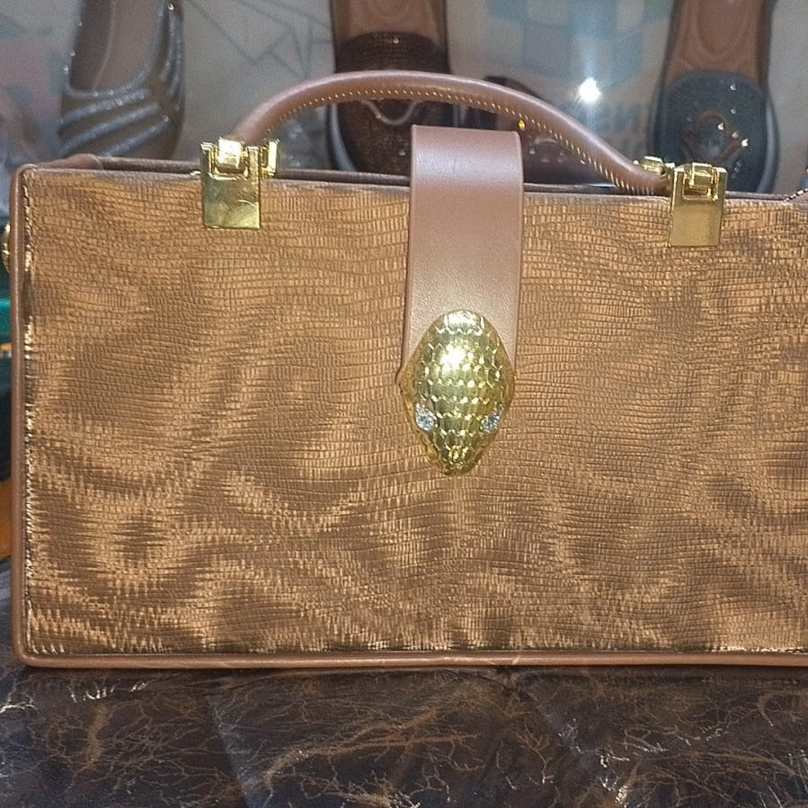 Luxury Clasp  Handbag