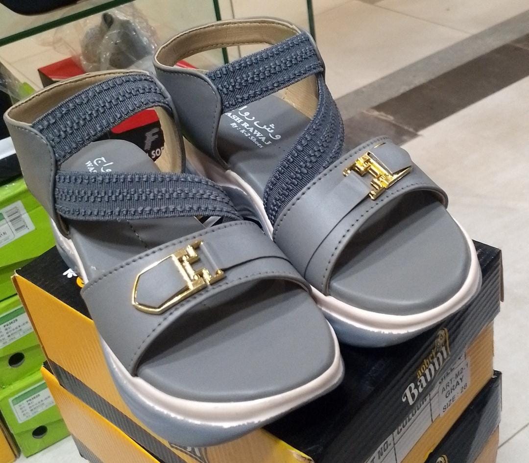 Elegance Women Sandle