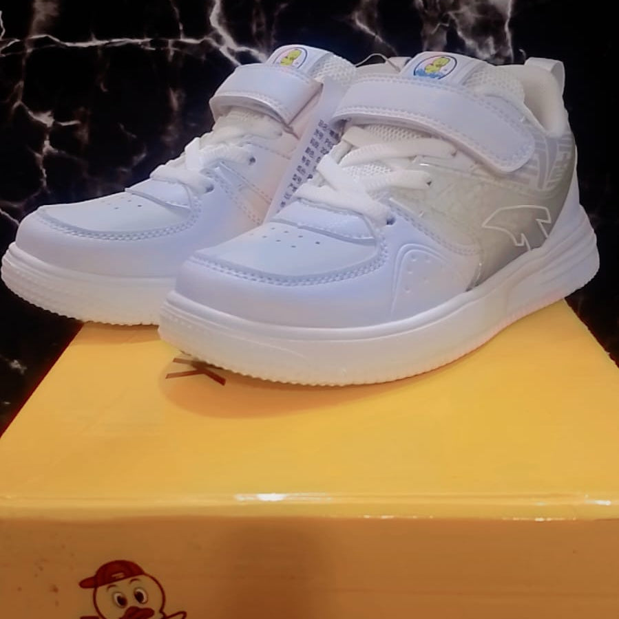 eDuck White Velcro Sneakers